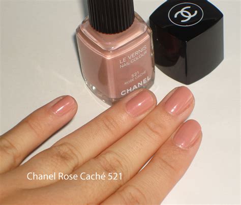 chanel dusty rose polish|Chanel Le Vernis in Rose Caché Review .